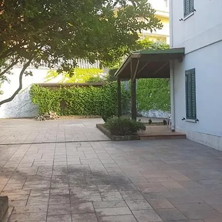 Staffieri Apartment